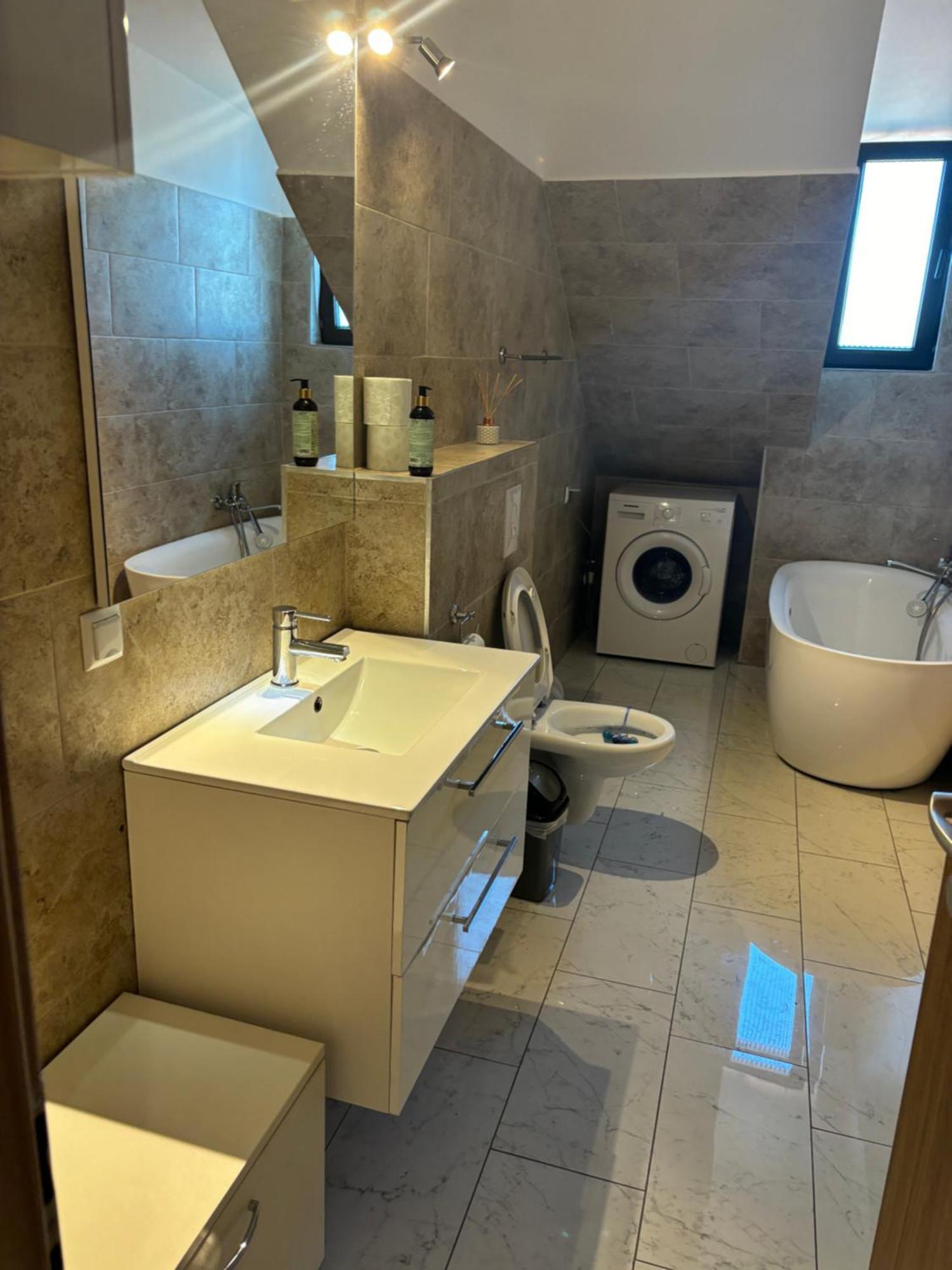 Central Park Residence Kluż-Napoka Zewnętrze zdjęcie